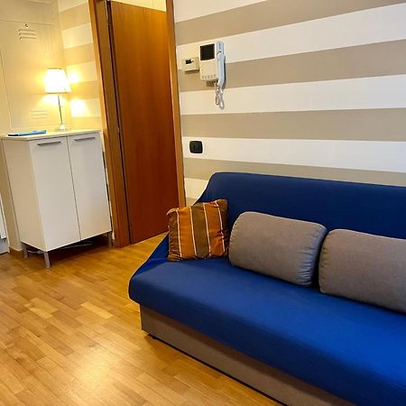 Bergamo Bilocale Nuovo In Centro 4 Posti Letto公寓 外观 照片